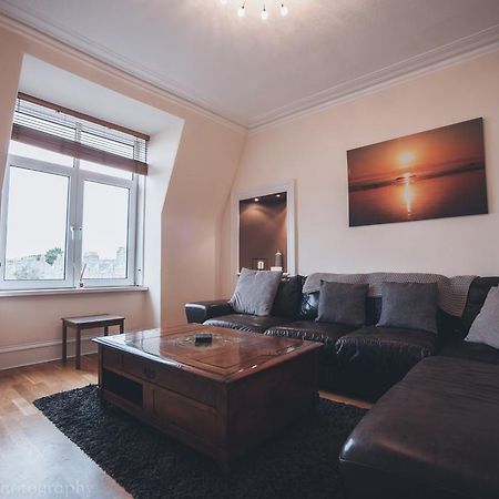 Prime 2 Bedroom City Centre Apt Aberdeen Kültér fotó